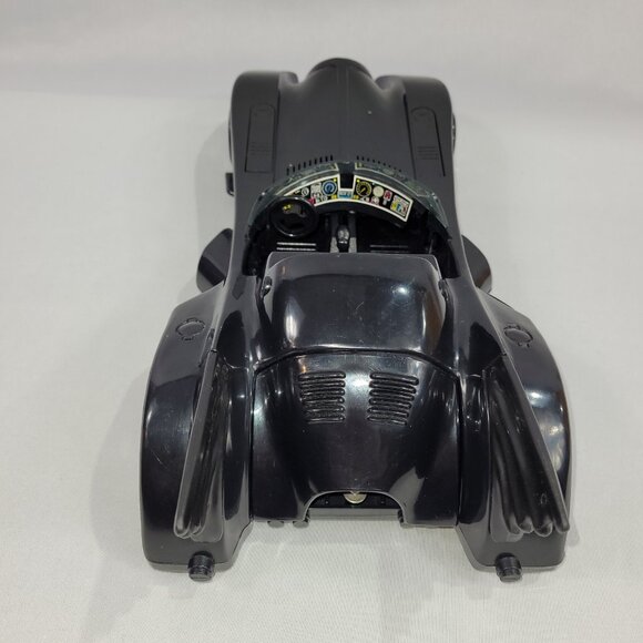 DC Comics Batman Movie Vintage 1989 Batmobile & Gold Action Figure by ToyBiz - Picture 4 of 4